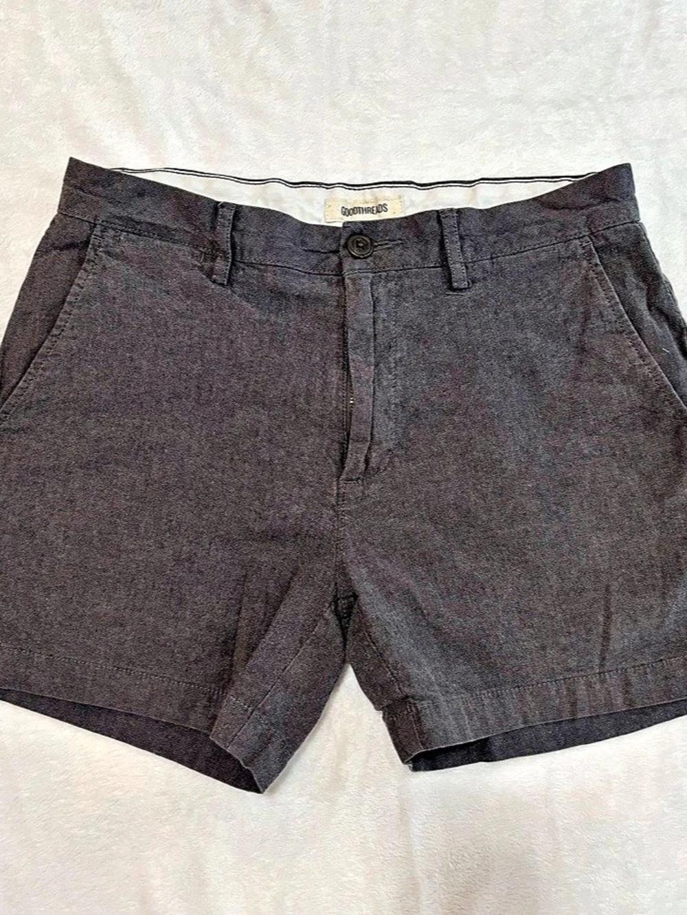 Goodthreads Men's Flat Front Shorts in Gray Size 30”